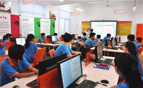 電子商務專業(yè)學生課堂實際操作