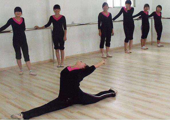 初中還沒畢業可以讀成都幼兒師范學校嗎.jpg 初中還沒畢業可以讀成都幼兒師范學校嗎.jpg