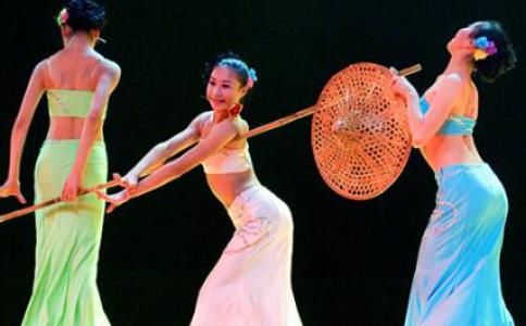 2021年女生最吃香的十大專業(yè).jpg 2021年女生最吃香的十大專業(yè).jpg